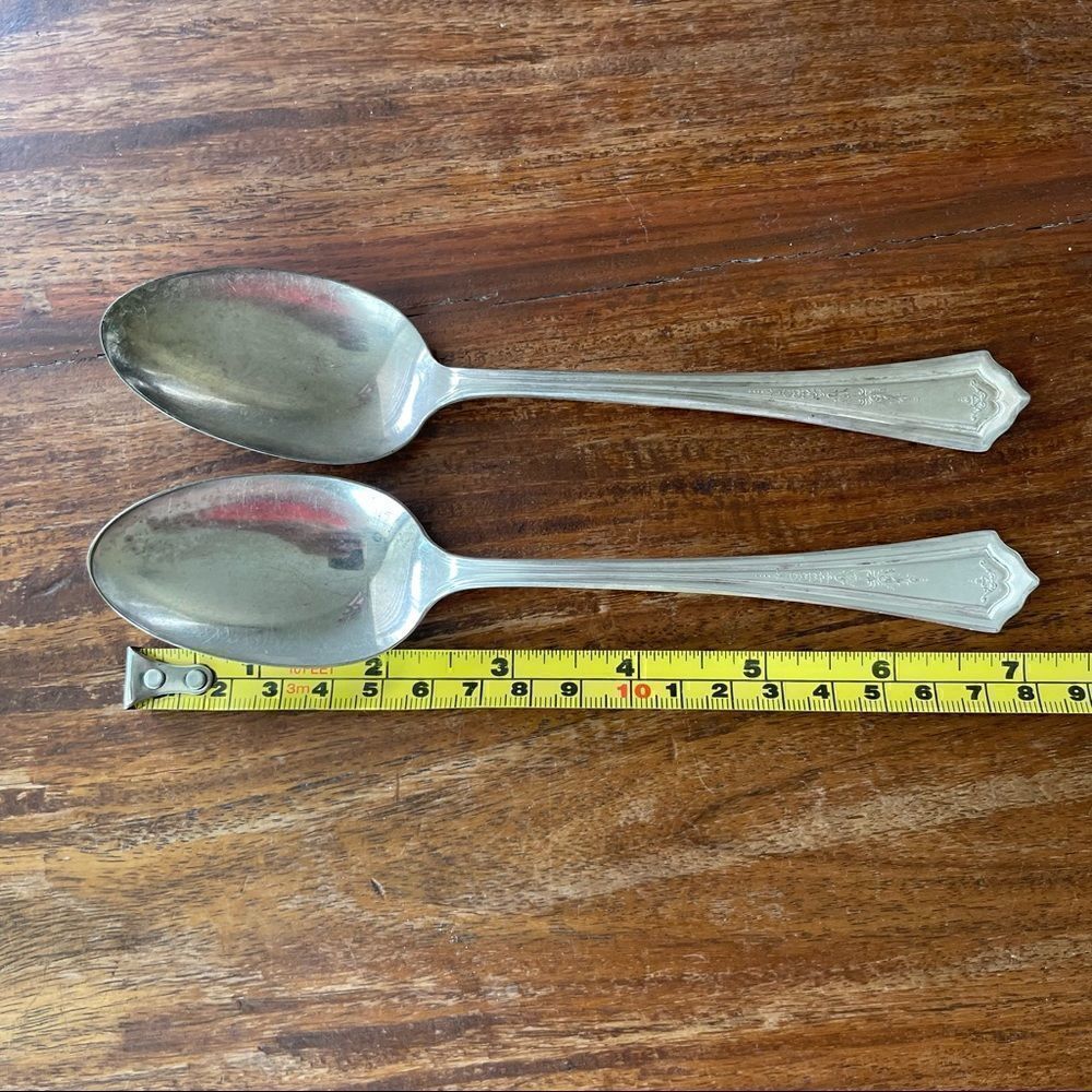 Set of 2 R & B A1 Dinner Silver Spoons, Manor Pattern - Picture 2 of 13